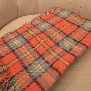 Reversible Plaid/Houndstooth Scarf